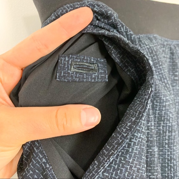 Lululemon Men's T.H.E Shorts 9" Lined Blue & Black Print Wire Weave Size Large - Picture 5 of 11